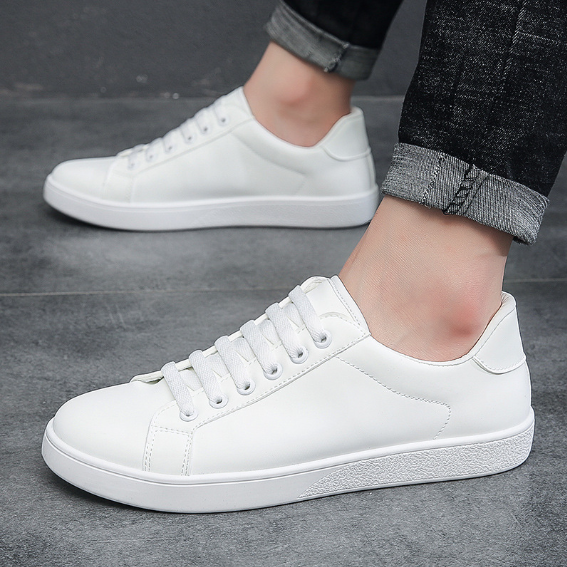 Men's Korean-Style Casual White Sneakers for Young Students - Trendy Slip-On Shoes