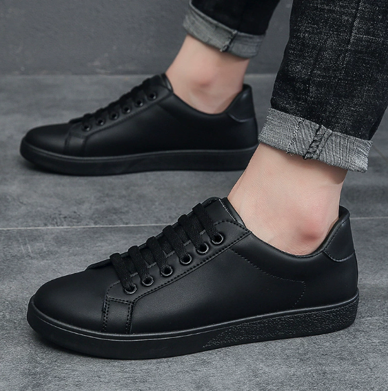 Men's Korean-Style Casual White Sneakers for Young Students - Trendy Slip-On Shoes